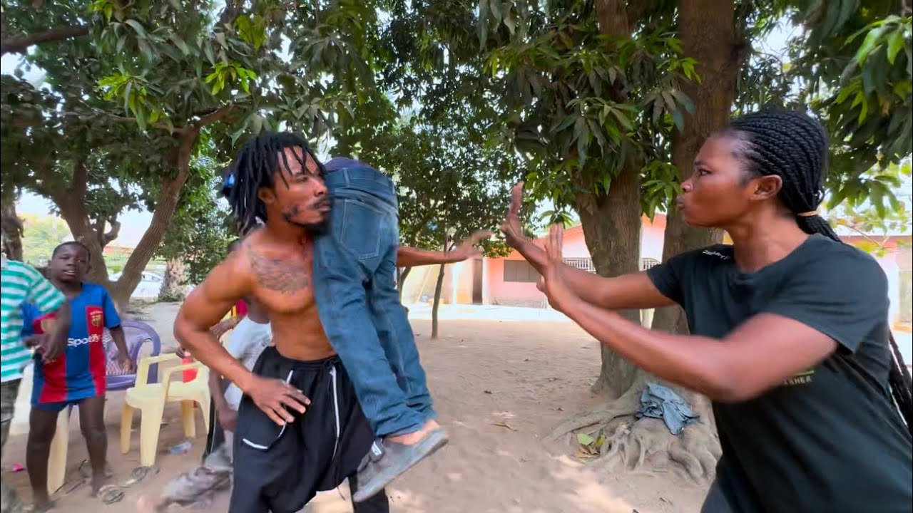 Father Ankrah show his 99 talents at food party 🤣