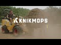 Knikmops aan het werk - Tuinaanleg