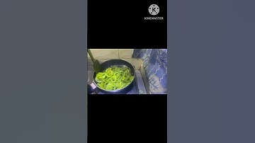 চিংড়ি দিয়ে চিচিঙ্গা ভাজি