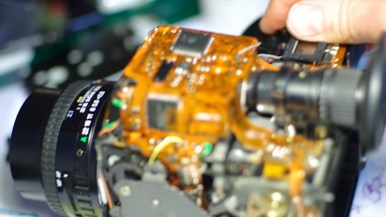 Pentax 645N disassembled after repair. YouTube