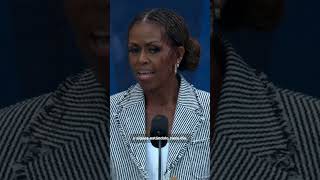 Michelle Obama rinde tributo a Barack Obama