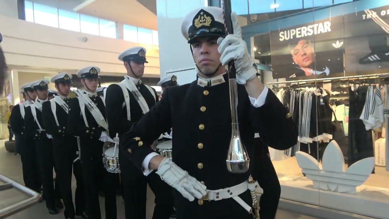 Escuela Naval Arturo Prat, Intervención Mall Marina Arauco, 10 Mayo 2025, Viña del Mar Chile