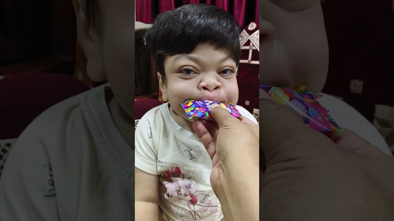 Aliza ko mili gems chocolate