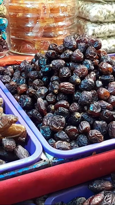 KURMA MANIS