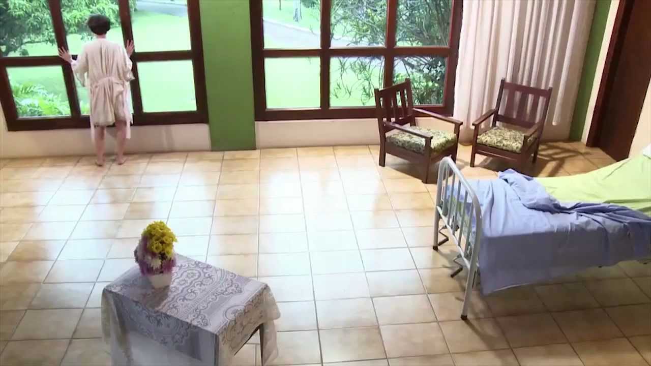 E a Vida Continua... trailer oficial YouTube E a Vida Continua... trailer oficial YouTube