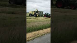 Fendt 724 Vario Is Filled By A Krone Big X