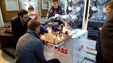 ABB Humanoid Robot playing Chess in IMST