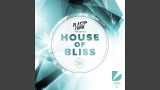 Смотреть клип Nowhere To Be Found (Mix Cut)