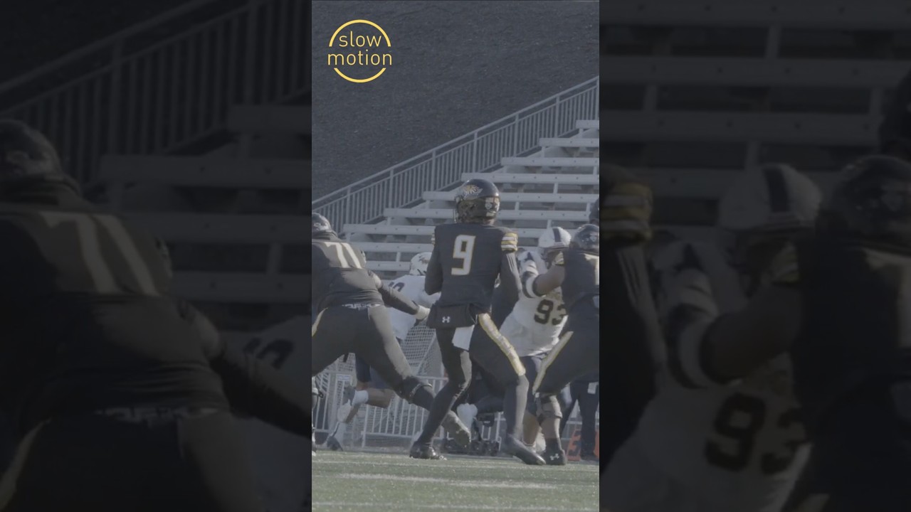 AMAZING Spin move to get into the endzone