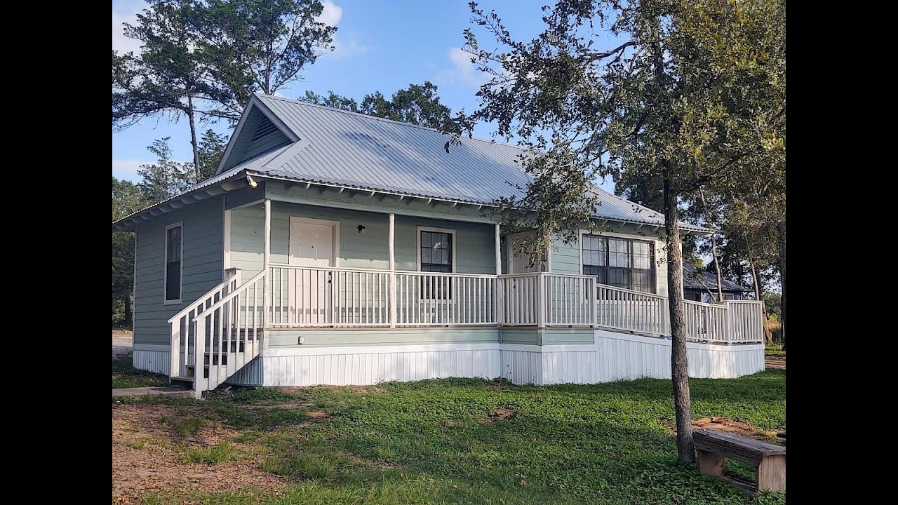 Lake Fayette Oak Thicket Park Accessible Cabin 108