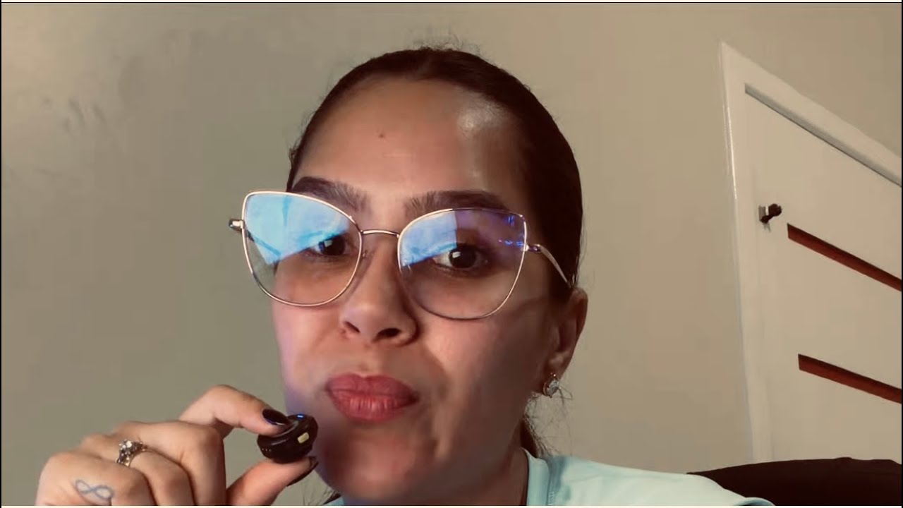 ELES PODEM DOAR AS ROUPAS DELA?