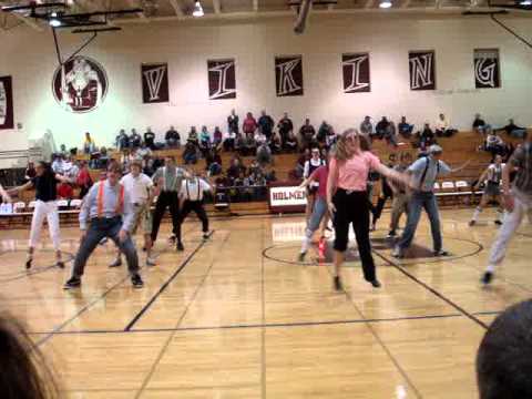 Holmen HS Dance Team 2011 Boy/Girl Nerd