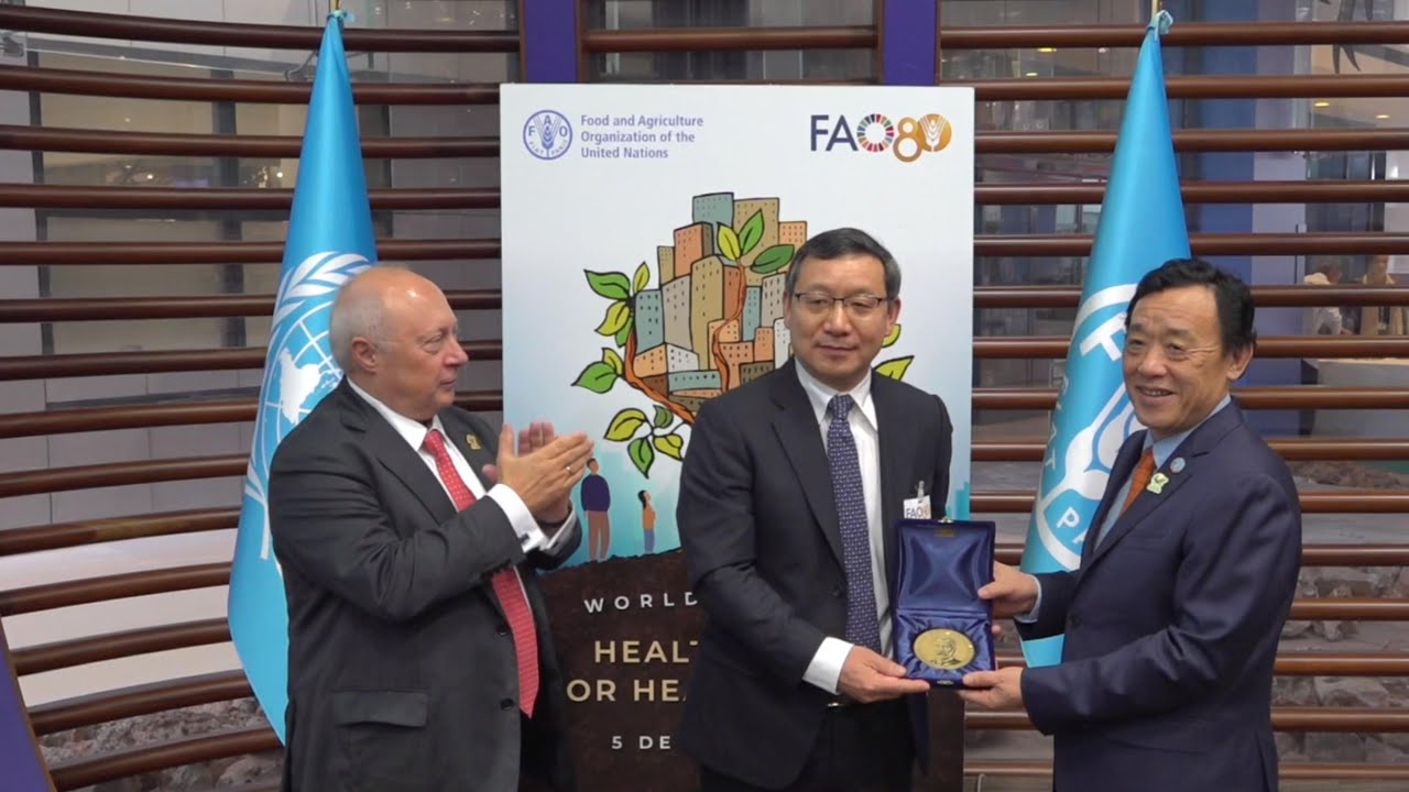 GLOBALink | Chinese scientist wins 2025 Glinka World Soil Prize