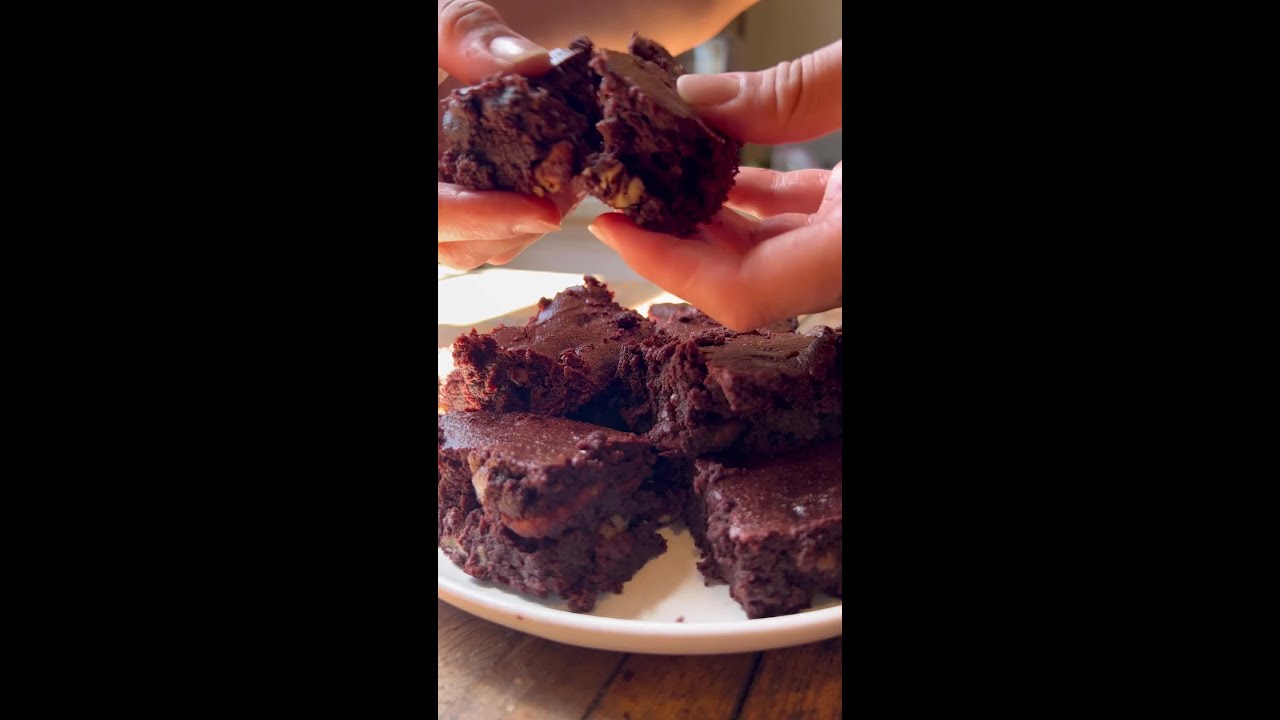 Date-Sweetened Brownies