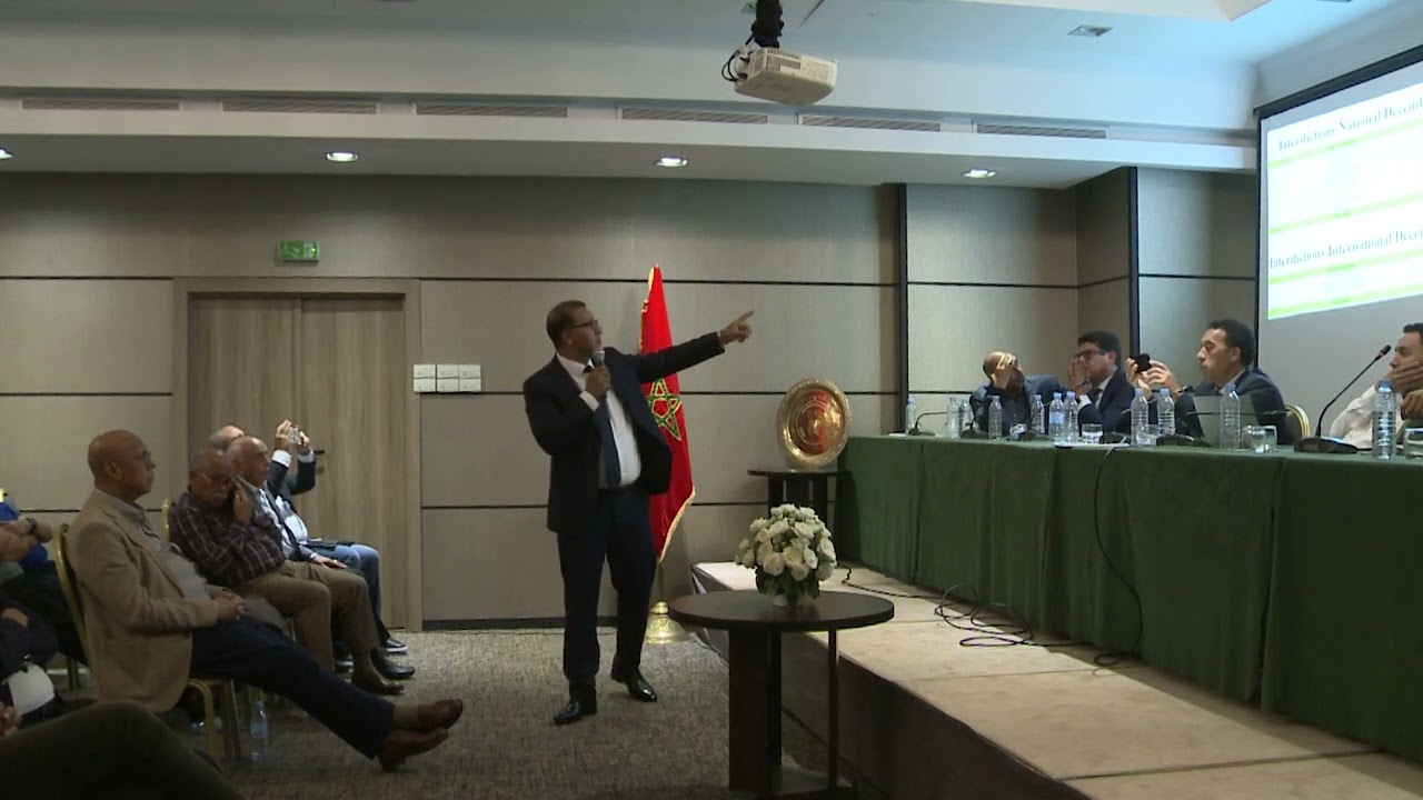 السيد عادل هالا يلقي كلمة لمنخرطات ومنخرطي النادي قبل انتخابه رئيسا للنادي