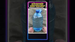 biến chai nước thành "bình xác tay" #sinhton #kienthuc #shorts