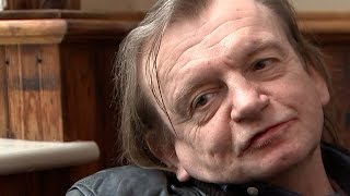 Mark E Smith on music, politics and refugees