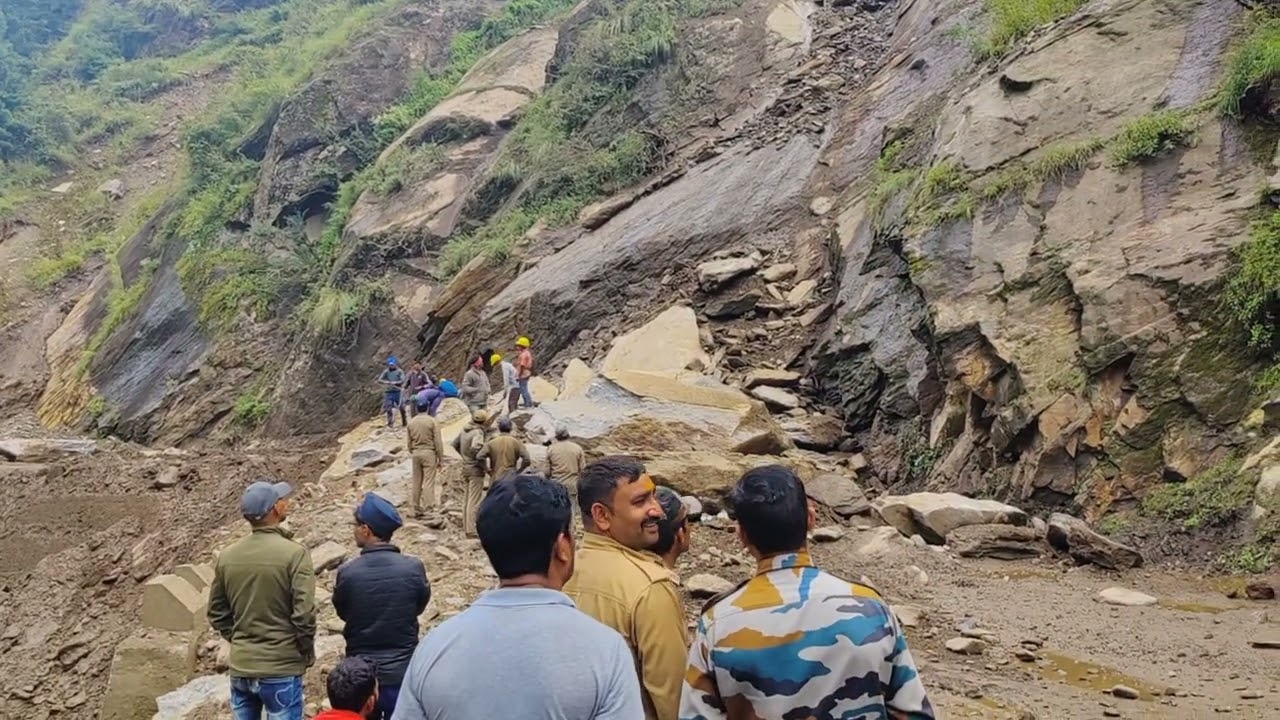 Tapovan  main road block