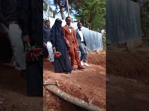 ማሻአላህ መብሩክ በኒቃብ ተሞሸረች አኛንም አላህ ይወፍቀን ውለዱ ክበዱ ላይክና ሰብ አድርጉ