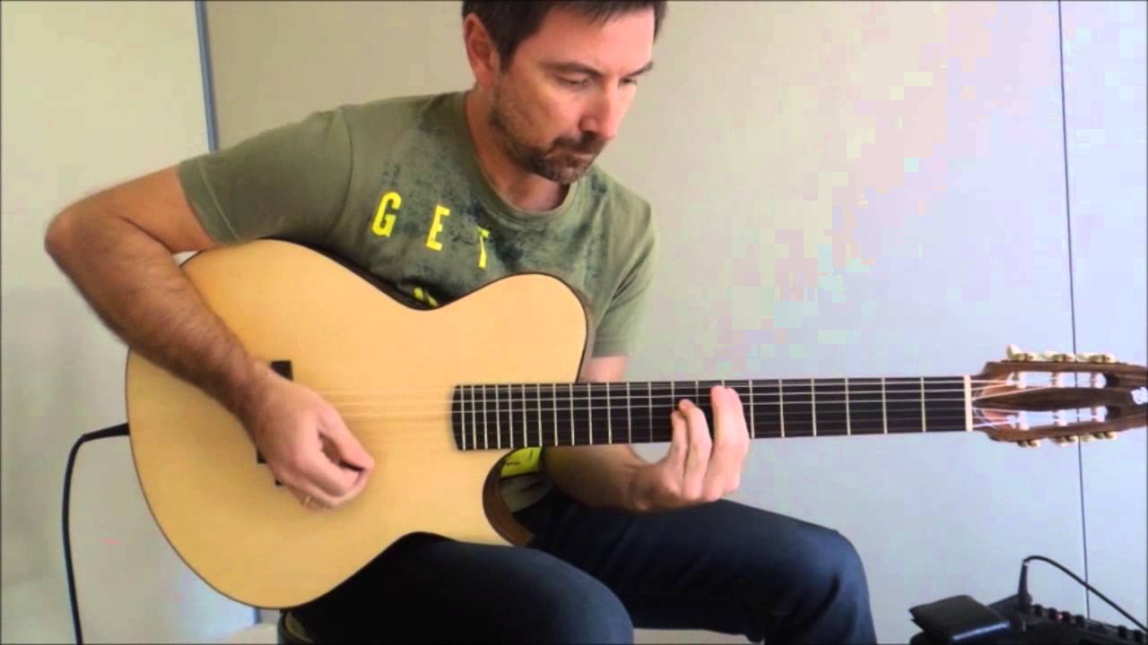 Marco Porcu plays "Santochirico" classical guitar