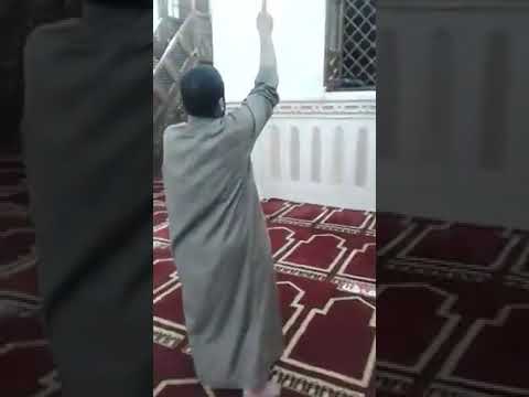 الشيخ رمضان ودن صوته يخترق الروح وهوه يناجي الله و يدوب قلبك مجذوب مسجد العوام بمرسى مطروح