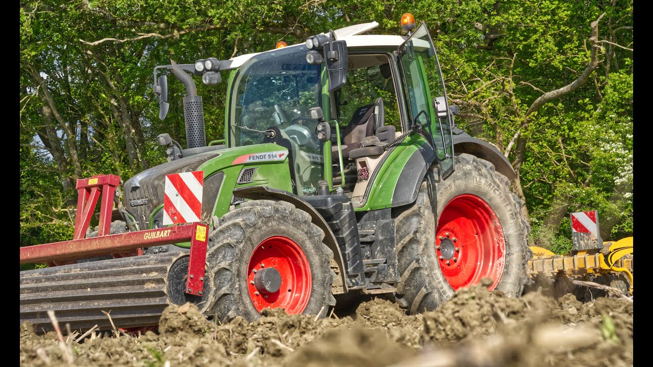 Prparation des terres  mas 2024 avec un tracteur un peu particulier 