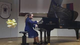 Vladimiras Majorovas Prie Ežero