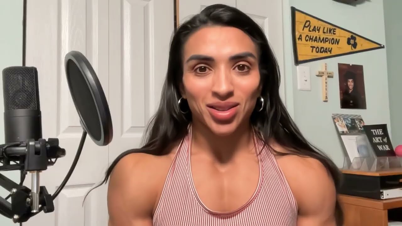 Социальные сети: TikTok | Елена Эспиноза