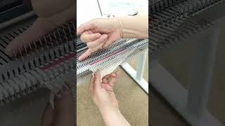 🔥 This triangle makes a 3D ROSE BLANKET?! 🌸 (Under 1 hour!) | knittingmachine | beginnerknitting