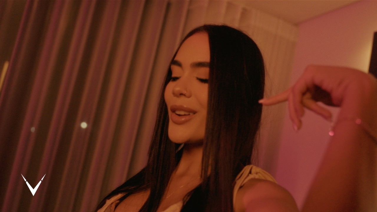 FALSAS PROMESAS - SALOMÉ BRUN (VIDEO OFICIAL)