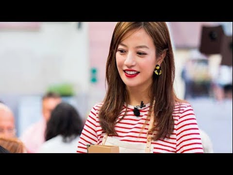神操作！赵薇简直就是《中餐厅》的“宝藏”女孩啊