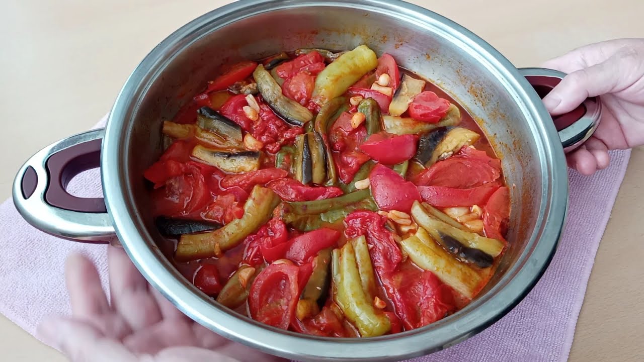 Zeytinyağlı Patlıcan Yemeği Tarifi