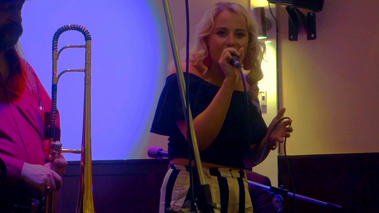 "Let It Be": Florence Olivia Stars with the Ginger Pigs …