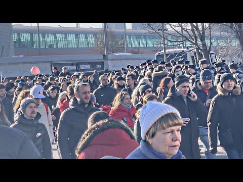 Видео: Какво публикува Монтескьо?