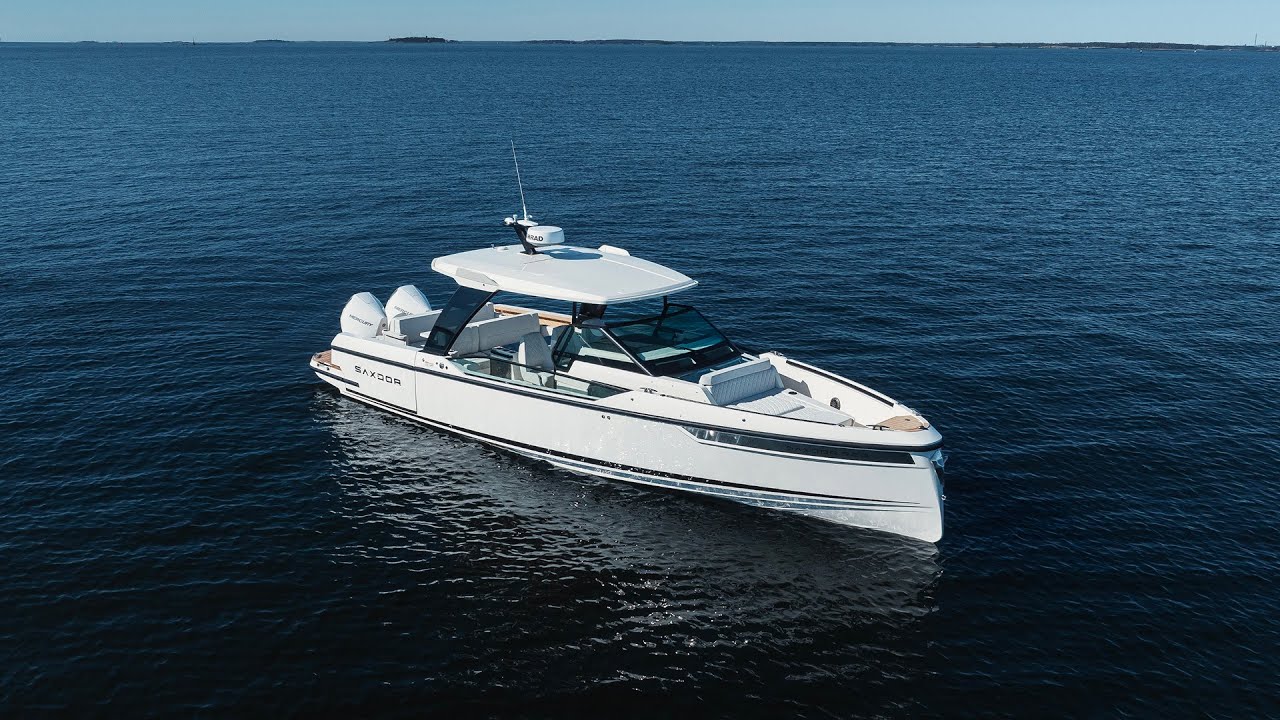 Saxdor 320 GTO – The 32ft Rocket You Didn't See Coming!