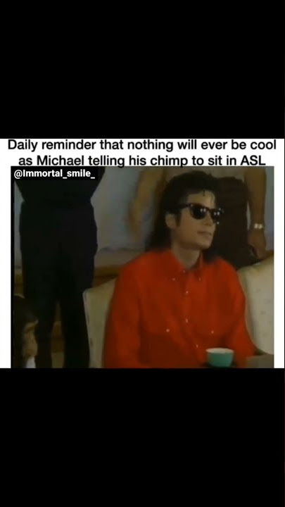 Download lagu Michael Jackson Telling His Chimp Bubbles to Sit Down