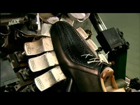 Video: Cómo Se Fabrican Los Zapatos De Cuero En El Viejo País