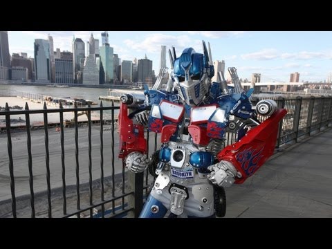 New York's Real Life Transformer Robot