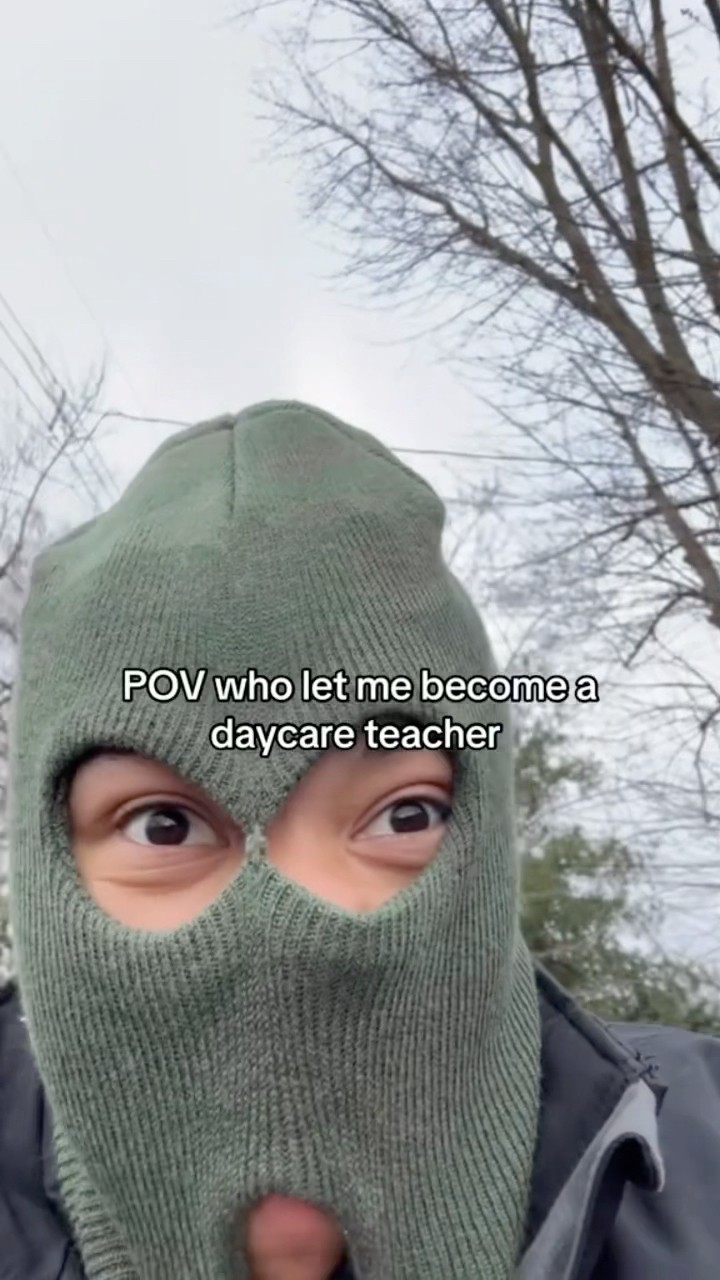 Bet she’s the favorite teacher ??
