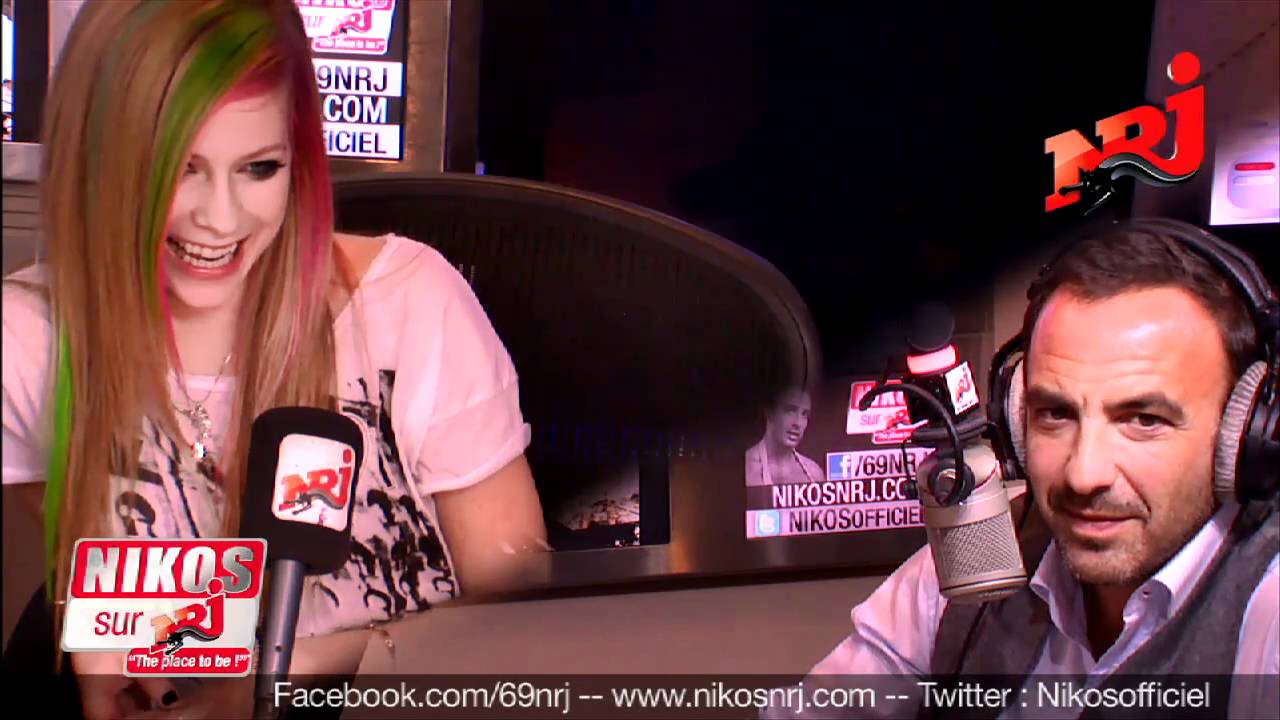 Avril Lavigne - What the Hell - Partie 1 - Interview - Le 6/9 NRJ