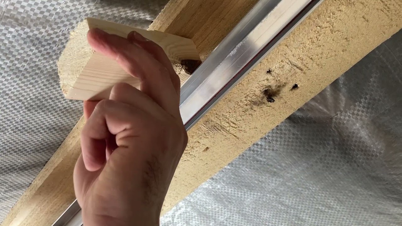 Установка разделительного багета для натяжных потолков - YouTube