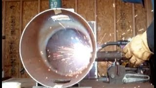 Building a Gas Forge for Bladesmithing by Dan Hockensmith, JS