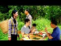  Thuy and A Men's Planning to build a new pigsty _ Harvesting crops _ Making p&acirc;t&eacute; sandwiches. 
