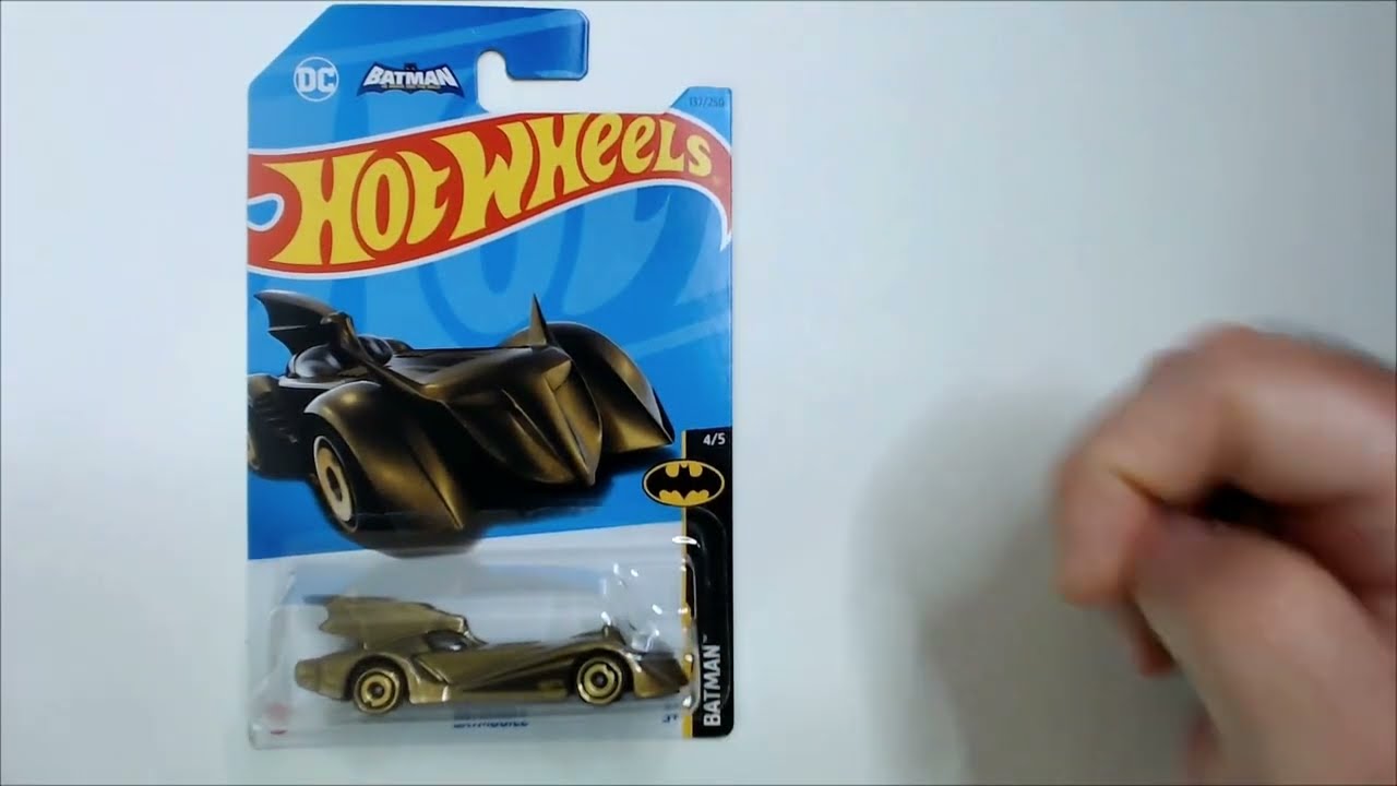 Gold Batmobile Hot Wheels - YouTube