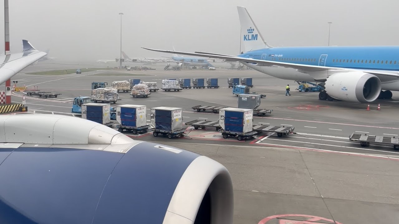 Awesome Engine Roar - Delta Air Lines A330-900 NEO Amsterdam Takeoff