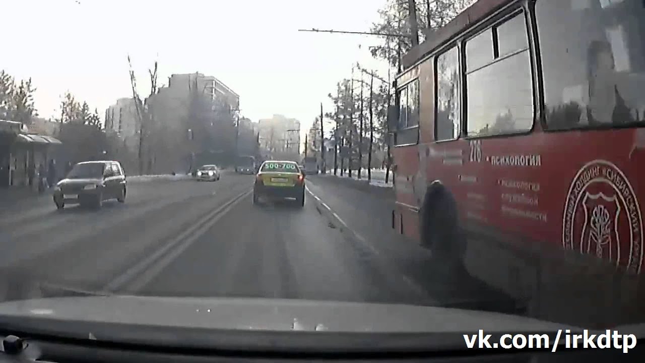 Иркутск, дтп такси - YouTube