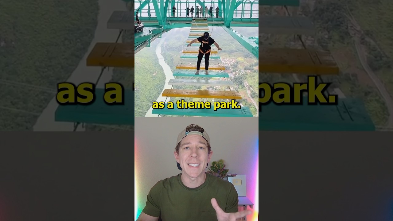 Самый высокий мост в мире — это еще и тематический парк!