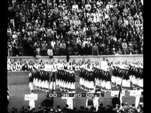1936 - La cerimonia inaugurale delle Olimpiadi di Berlino.