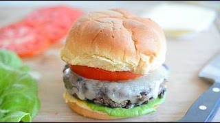 DELICIOUS BLACK BEAN BURGERS RECIPE (FOR NATIONAL BURGER DAY!) - Fifteen Spatulas