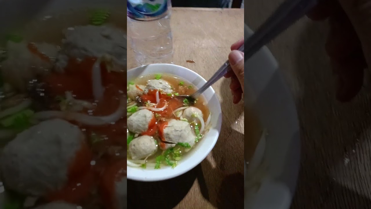 Watch baso enak gak jauh dari terminal pulogadung on YouTube Watch baso enak gak jauh dari terminal pulogadung on YouTube